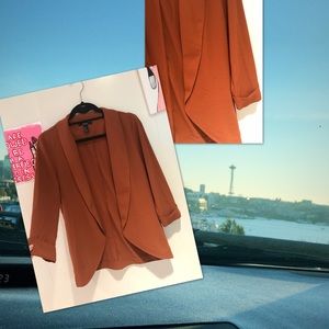 NEVER WORN. Burnt orange blazer SIZE S